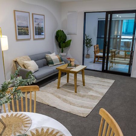 Urban Retreat: 2-Br Gem In Central Christchurch Διαμέρισμα Εξωτερικό φωτογραφία
