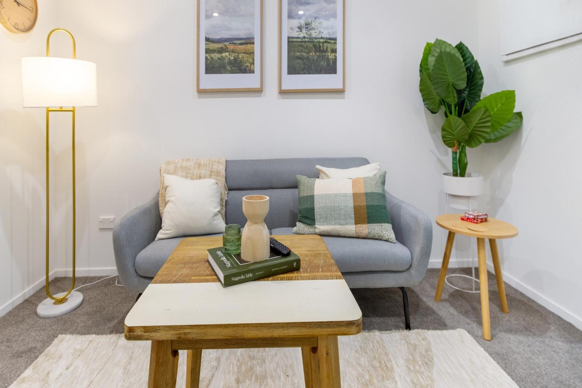 Urban Retreat: 2-Br Gem In Central Christchurch Διαμέρισμα Εξωτερικό φωτογραφία
